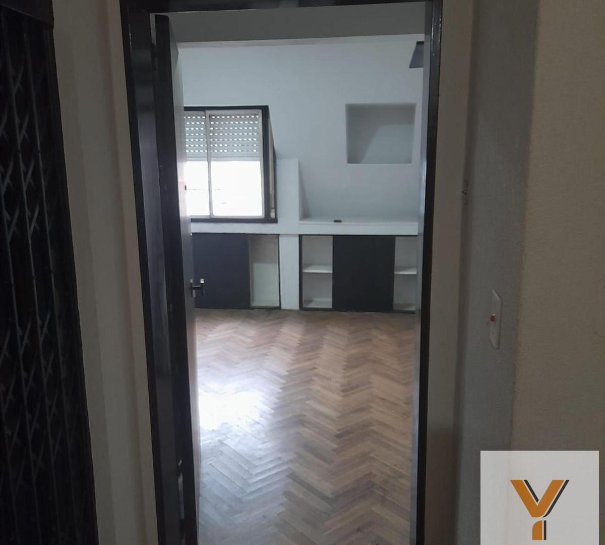 Foto de Departamento en alquiler - 5 Dormitorios 4 Baños - Barrio Norte, imagen 3