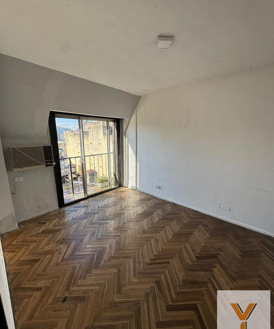 Foto de Departamento en alquiler - 5 Dormitorios 4 Baños - Barrio Norte, imagen 2
