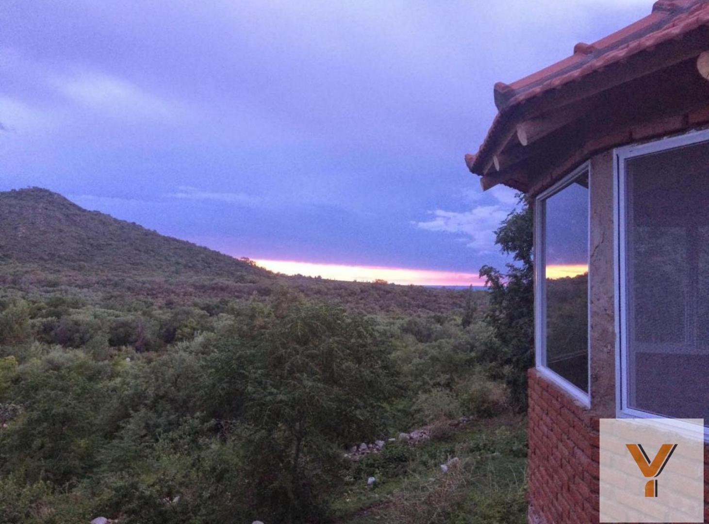 Foto de Casa en venta - 4 Dormitorios 2 Baños - Córdoba, imagen 5