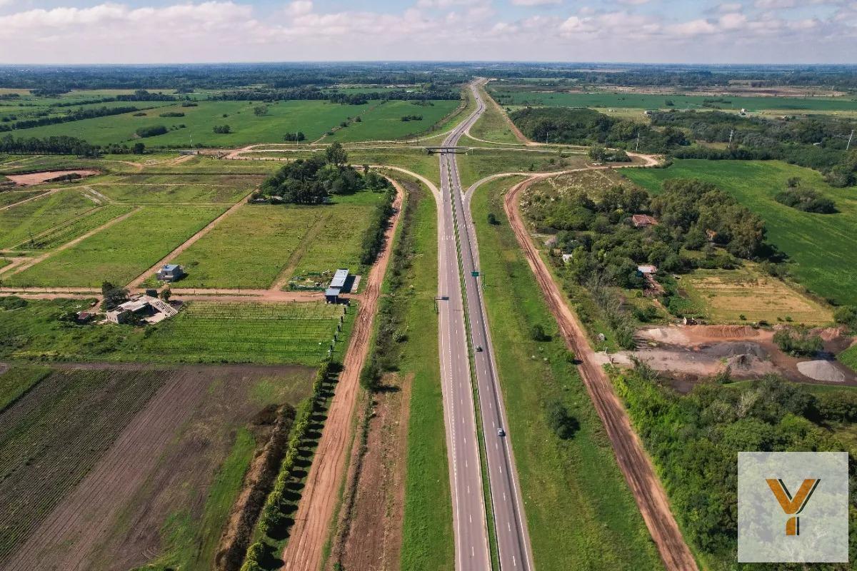 Foto de Terreno en venta - 683mts2 - Mariano Acosta, imagen 5