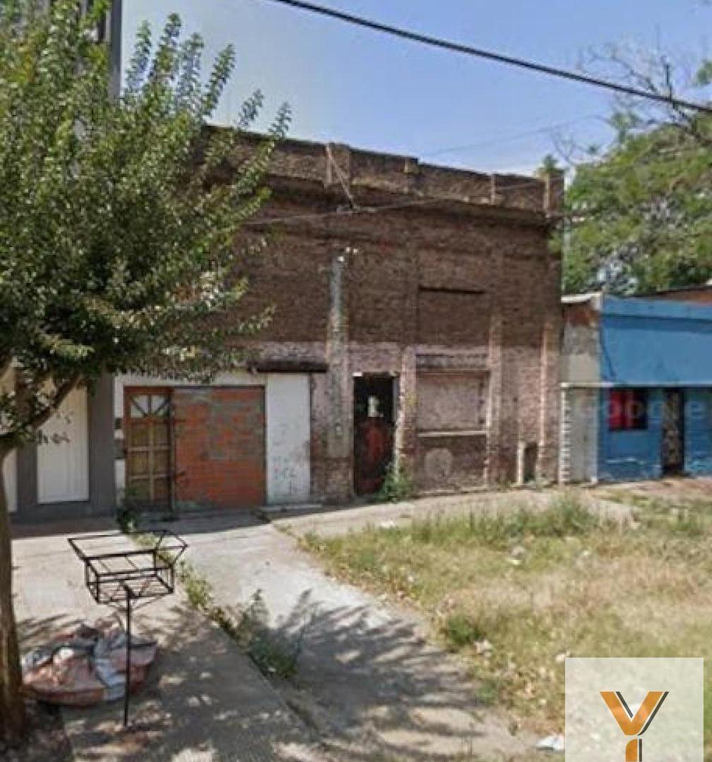 Foto de Terreno en venta - 242Mts2 - La Plata, imagen 1