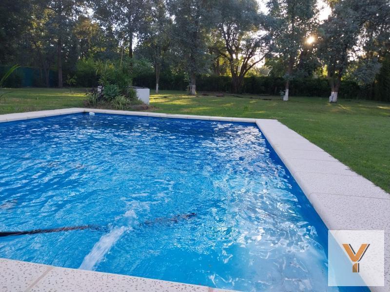 Foto de Casa en venta - 5 Dormitorios 4 Baños - 4.000Mts2 - Villa Rosa, Pilar, imagen 2