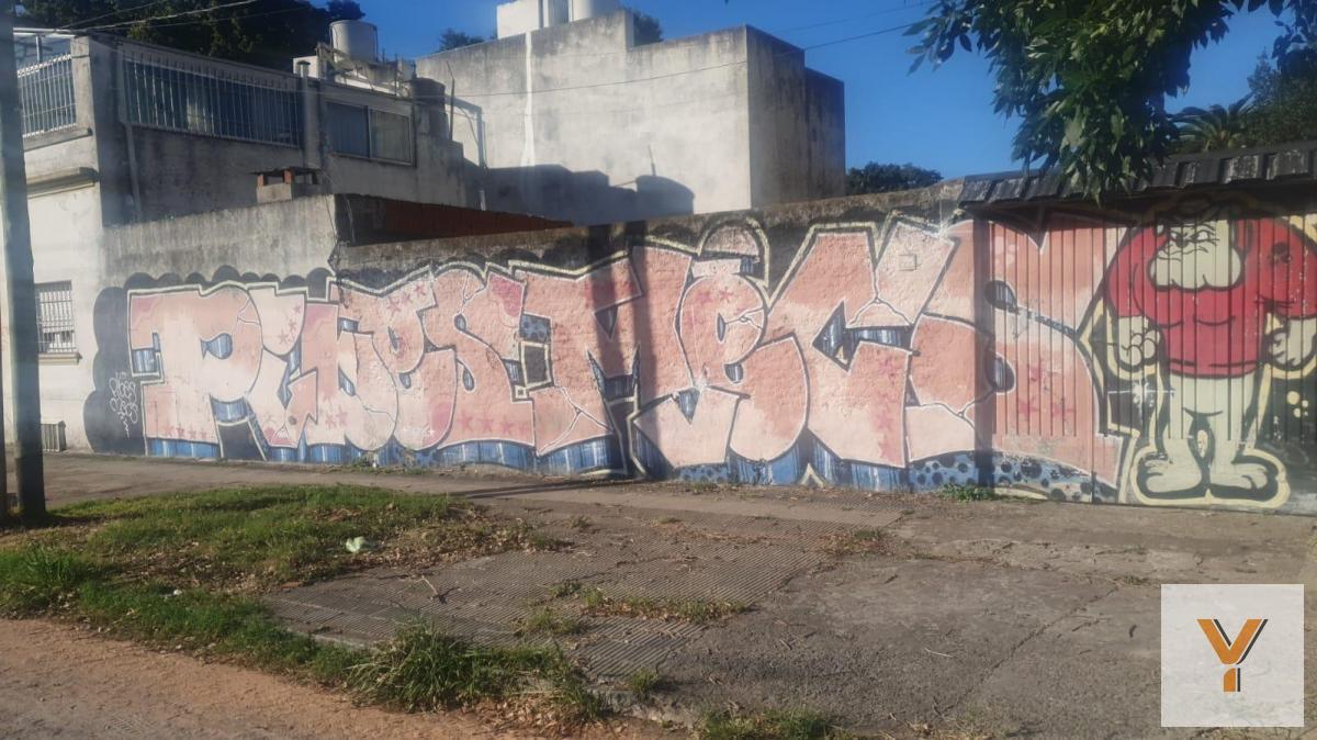 Foto de Terreno en venta - 300Mts2 - La Plata, imagen 1