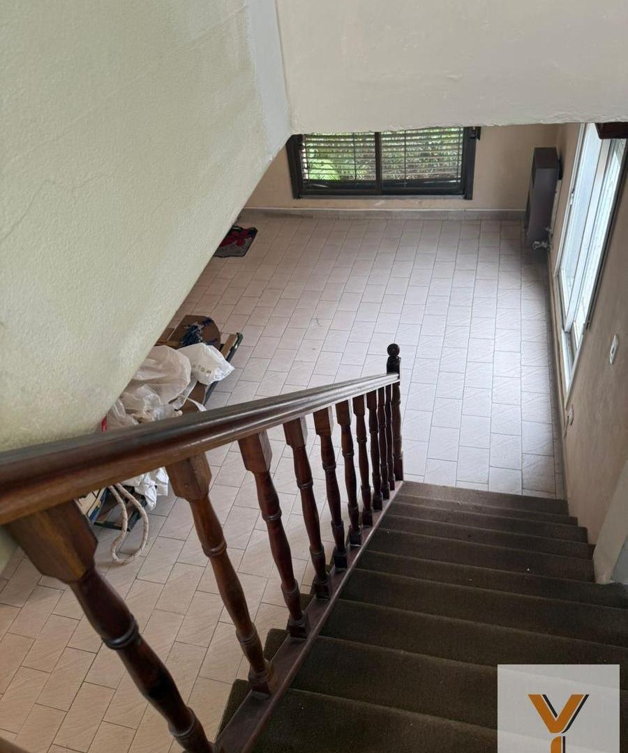 Foto de Casa en venta - 3 Dormitorios 2 Baños - Isidro Casanova, imagen 4