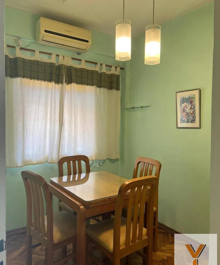 Foto de Departamento en venta - 2 Dormitorios 1 Baño - Flores, imagen 2