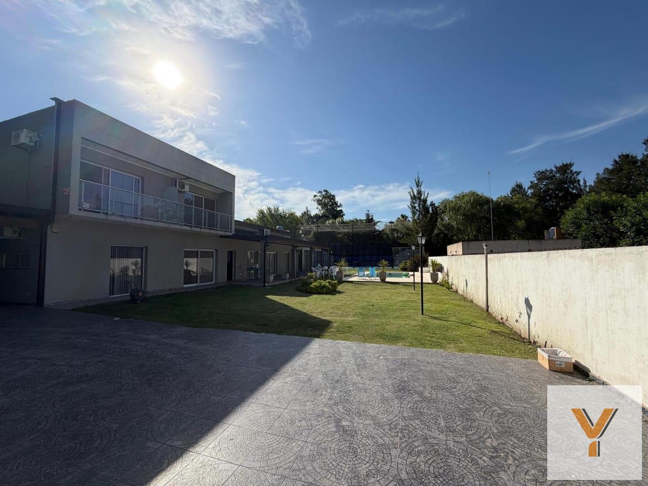 Foto de Casa en Venta - 2 Dormitorios 2 Baños - 1000mts - La Plata, imagen 4