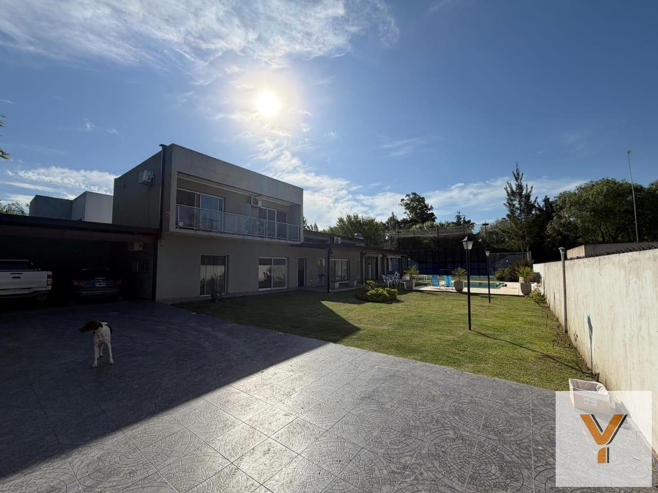 Foto de Casa en Venta - 2 Dormitorios 2 Baños - 1000mts - La Plata, imagen 1
