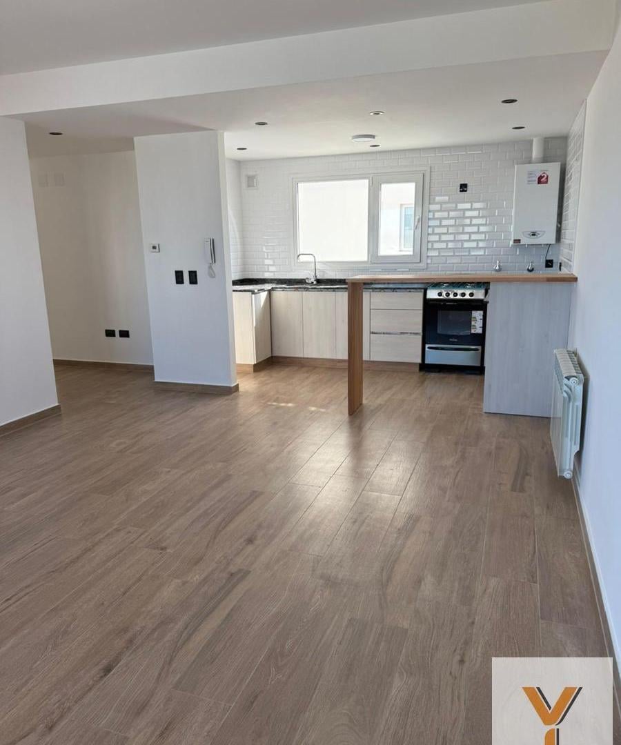 Foto de Departamento en venta - 2 Dormitorios 2 Baños - Mar del Plata, imagen 2