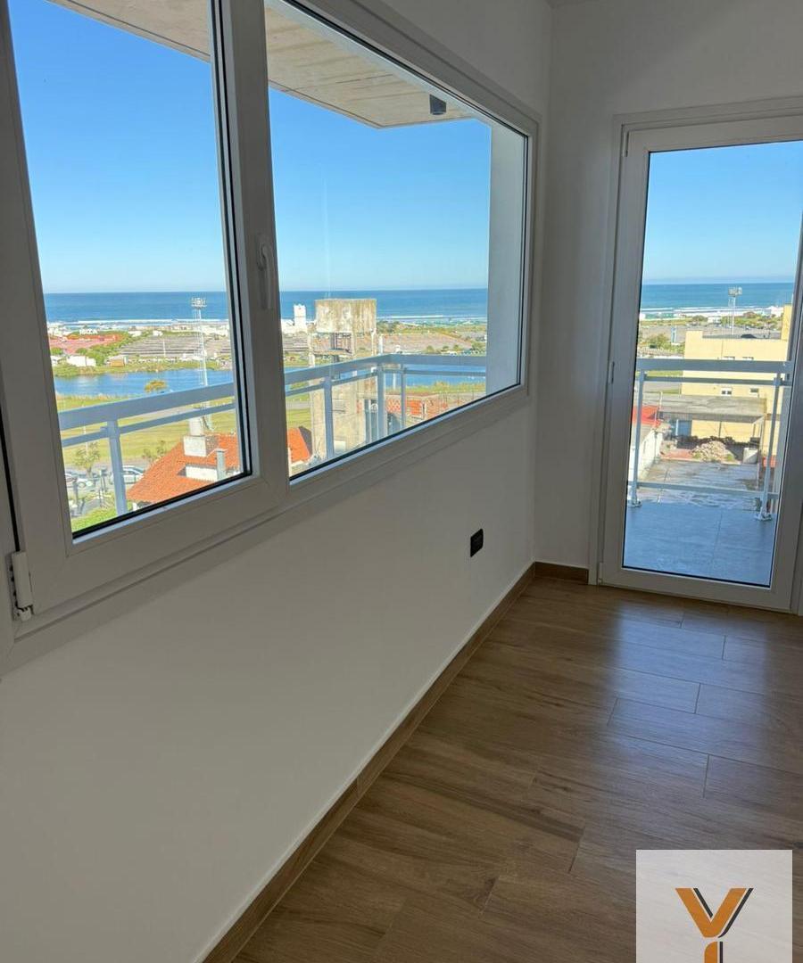 Foto de Departamento en venta - 2 Dormitorios 2 Baños - Mar del Plata, imagen 3