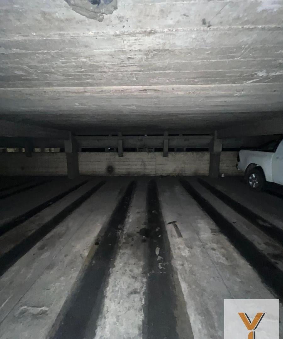 Foto de Cochera en venta - 12Mts2 - Retiro, imagen 3