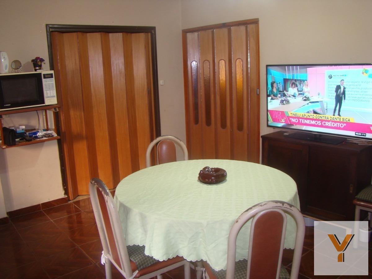 Foto de Casa en venta - 4 Dormitorios 3 Baños 1 Cochera - 226Mts2 - Villa, imagen 4