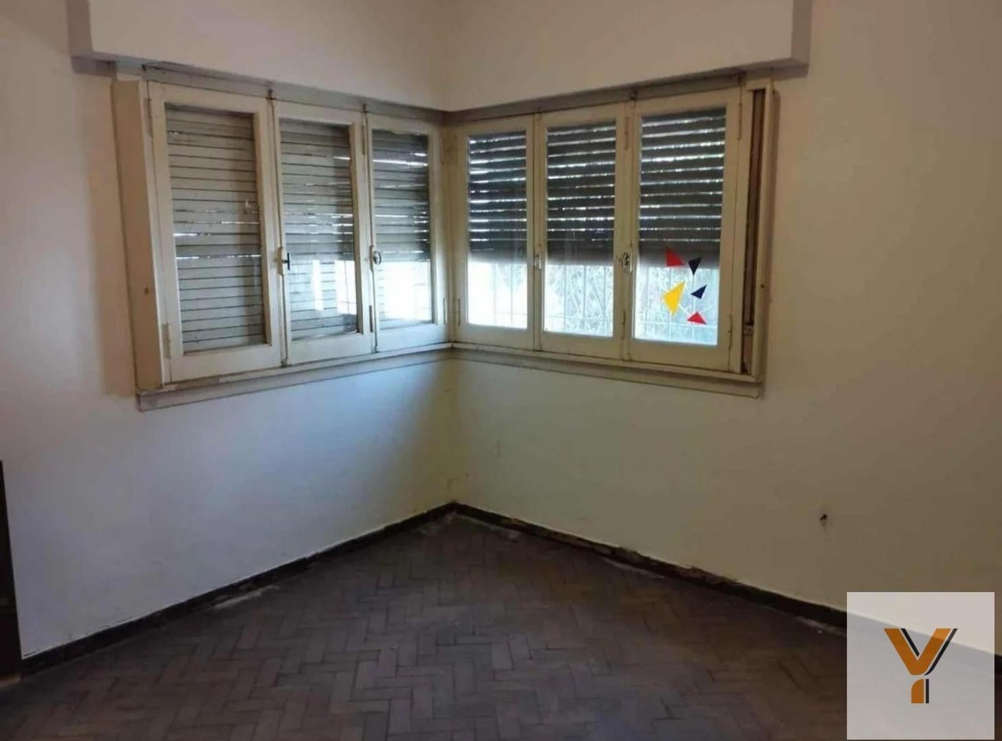 Foto de Casa en venta - 3 dormitorios 1 baño - 500mts2 - Manuel B. Gonnet, La, imagen 4