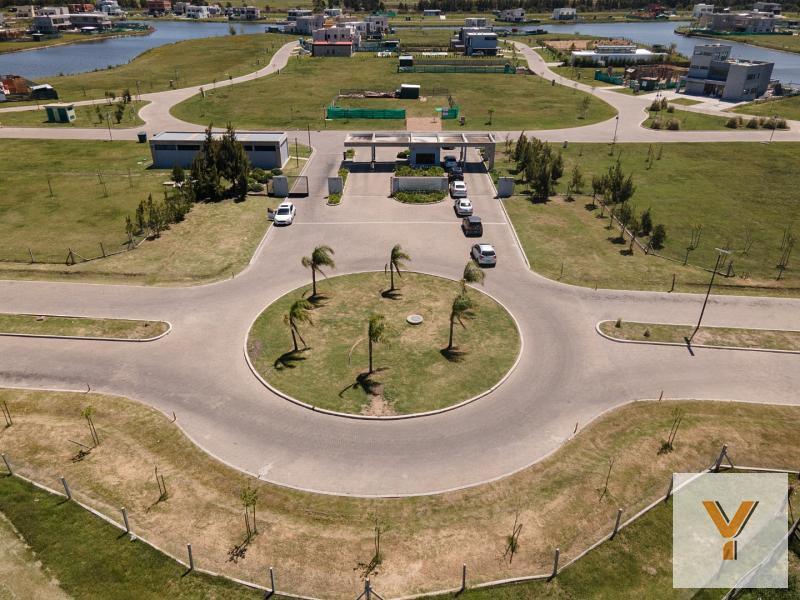 Foto de Terreno en venta - 818mts2 - Villalobos, Pueblos del Plata, imagen 4