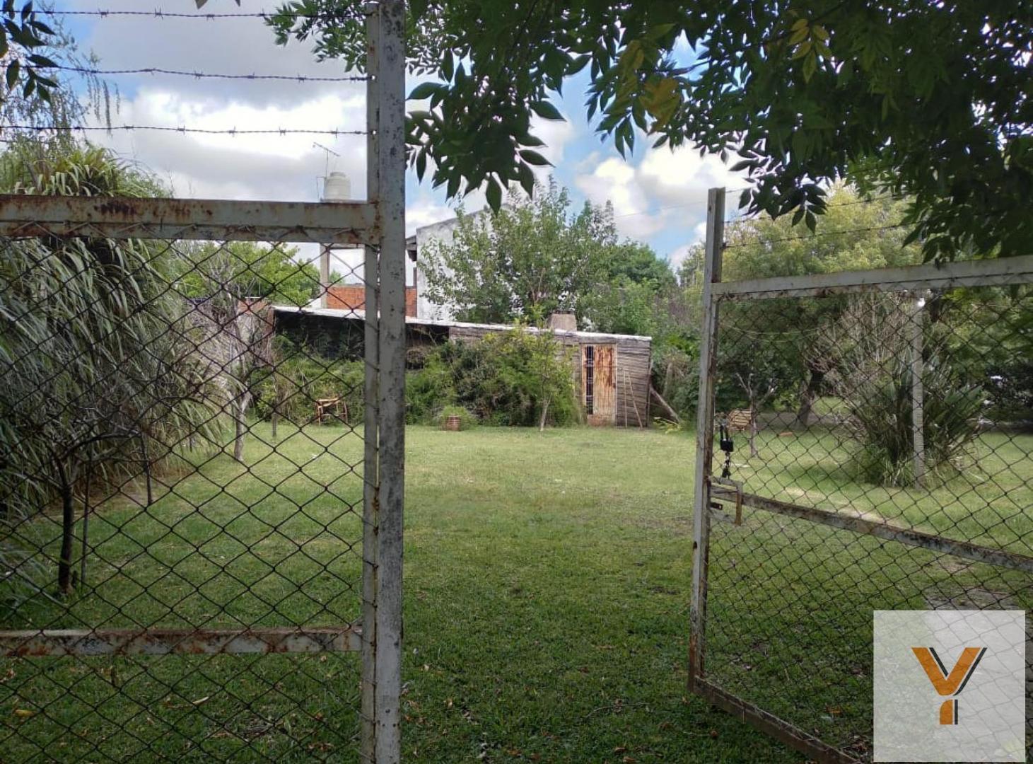 Foto de Terreno en venta - 300Mts2 - Villa Castell, imagen 3