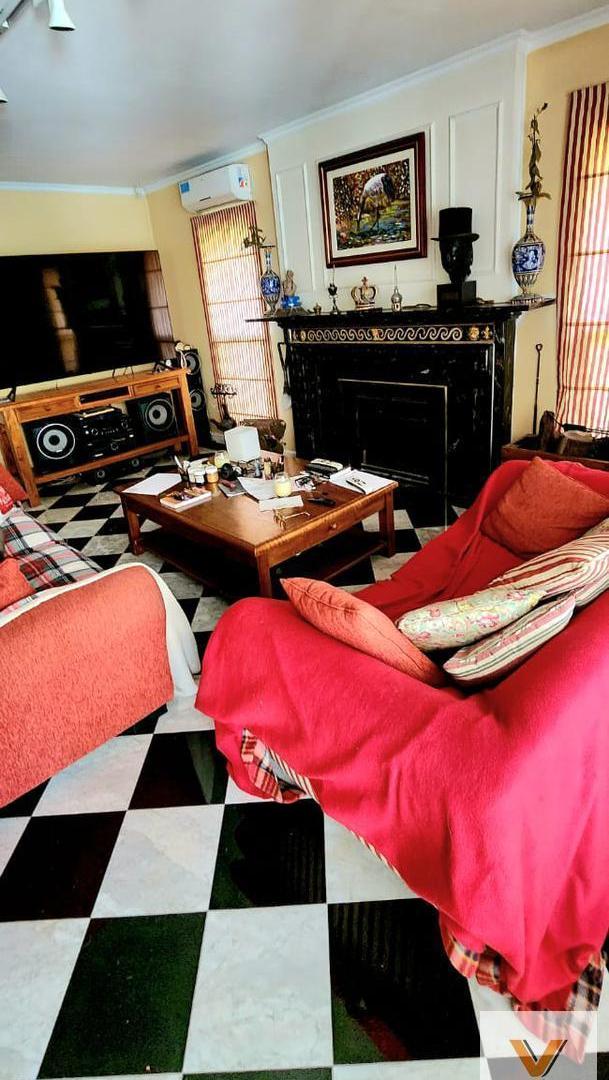 Foto de Casa en venta - 3 Dormitorios 3 Baños - Cochera - 900Mts2 - Pilar, imagen 5
