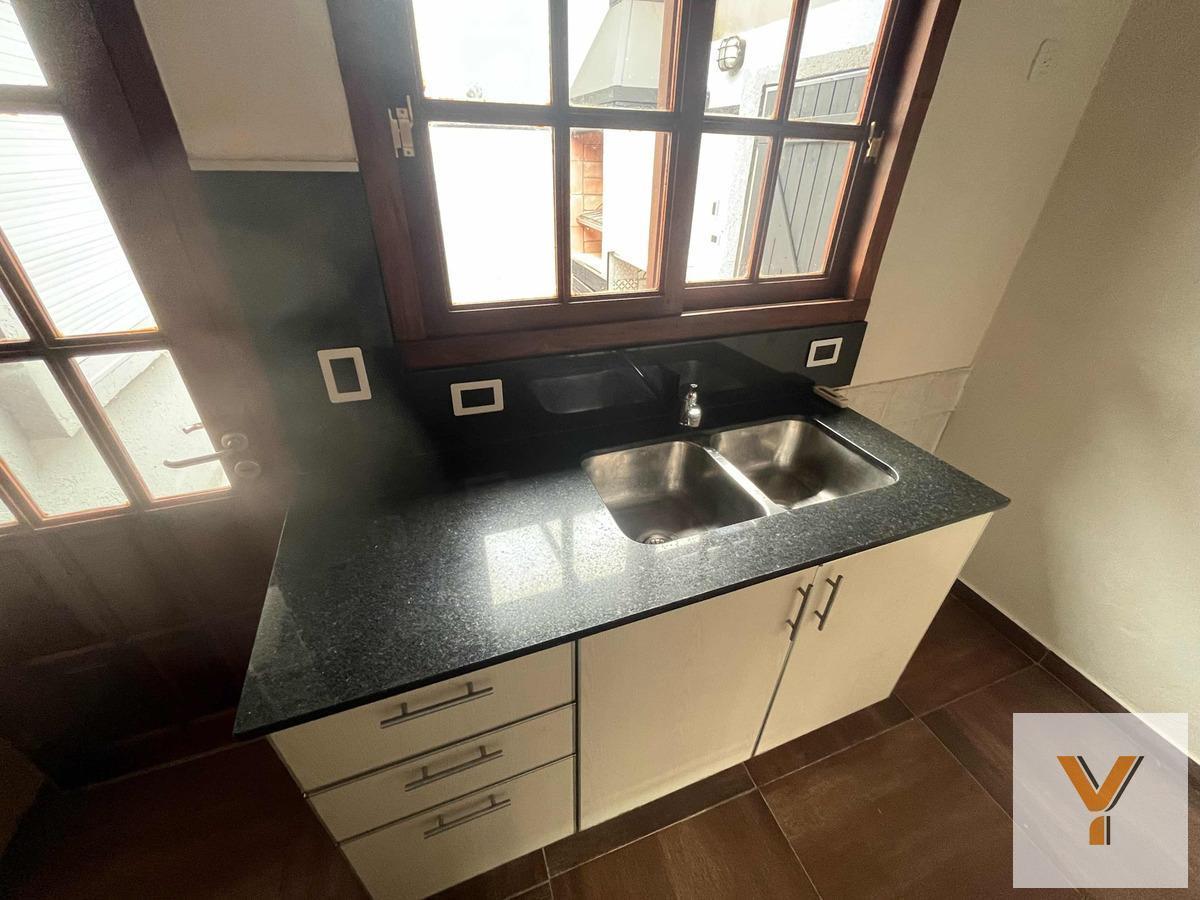 Foto de PH en venta - 2 Dormitorios 1 Baño - Cochera - 65Mts2 - Villa Ballester, imagen 5