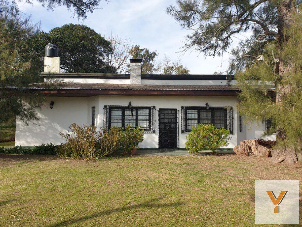 Foto de Casa en venta - 3 Dormitorios 10 Baños - 38202Mts2 - Gómez, Brandsen, imagen 2