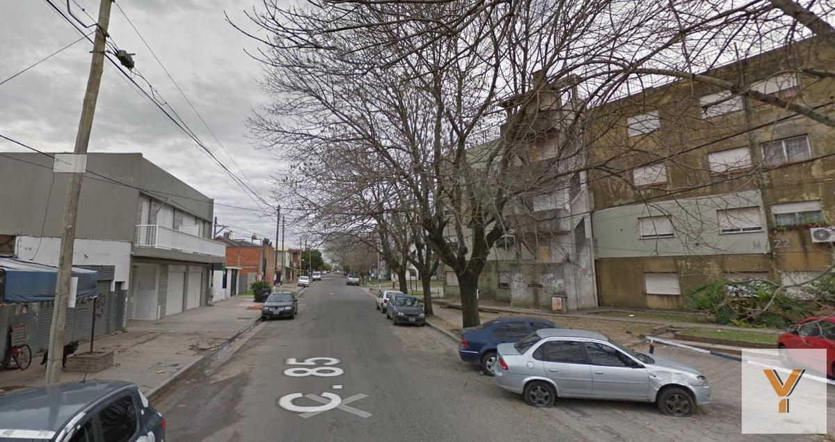 Foto de Departamento en venta - 2 Dormitorios 1 Baño - 60 mts2 - Villa Elvira, imagen 2