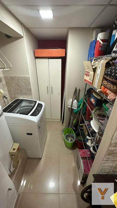 Foto de Casa en venta - 6 Dormitorios 5 Baños - Cochera - 337,98Mts2 - Viedma, imagen 4