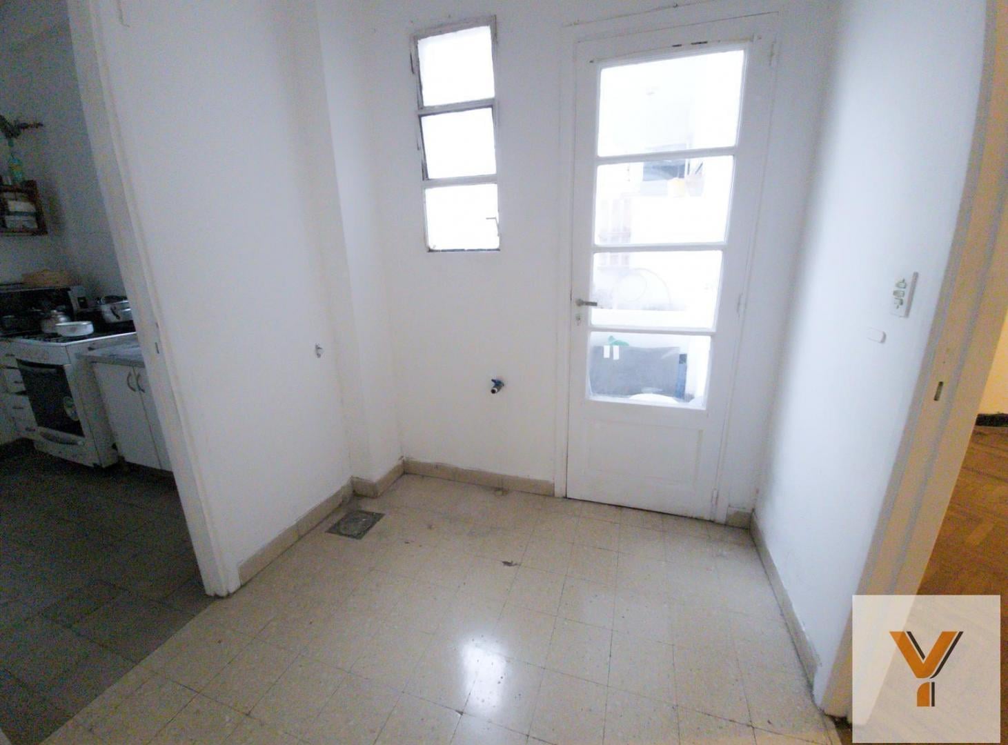Foto de Departamento en Venta - 2 Dormitorios 1 Baño - 62mts - La Plata, imagen 3