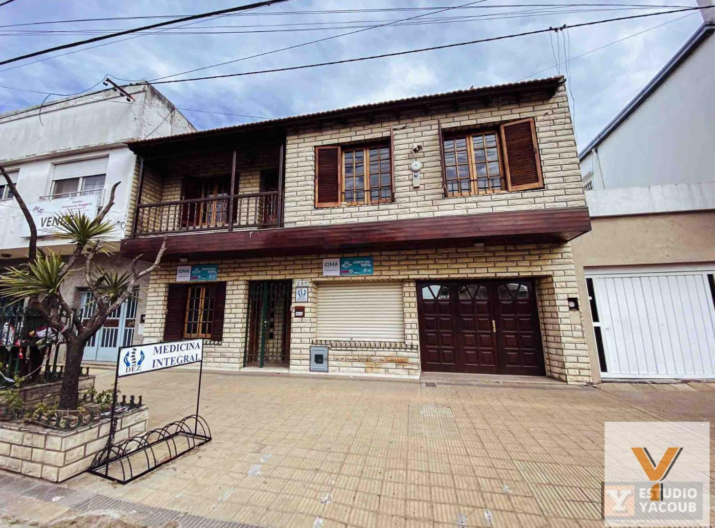 Foto de Edificio Comercial en venta - 7 Consultorios 3 Dormitorios 7 Baños, imagen 1