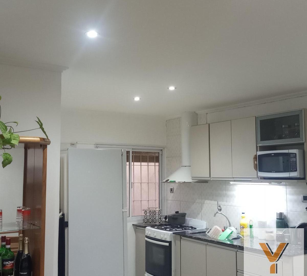 Foto de Edificio Comercial en venta - Galpón - Local - Junín, imagen 2