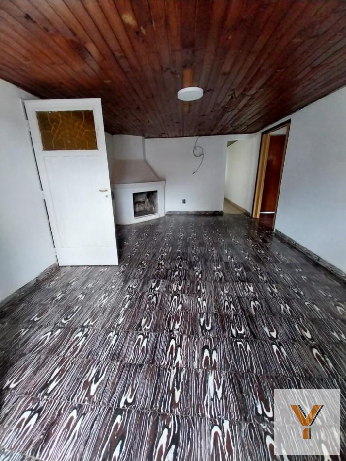Foto de Casa en venta - 2 Dormitorios 1 Baño - 359Mts2 - Carmen de Areco, imagen 1