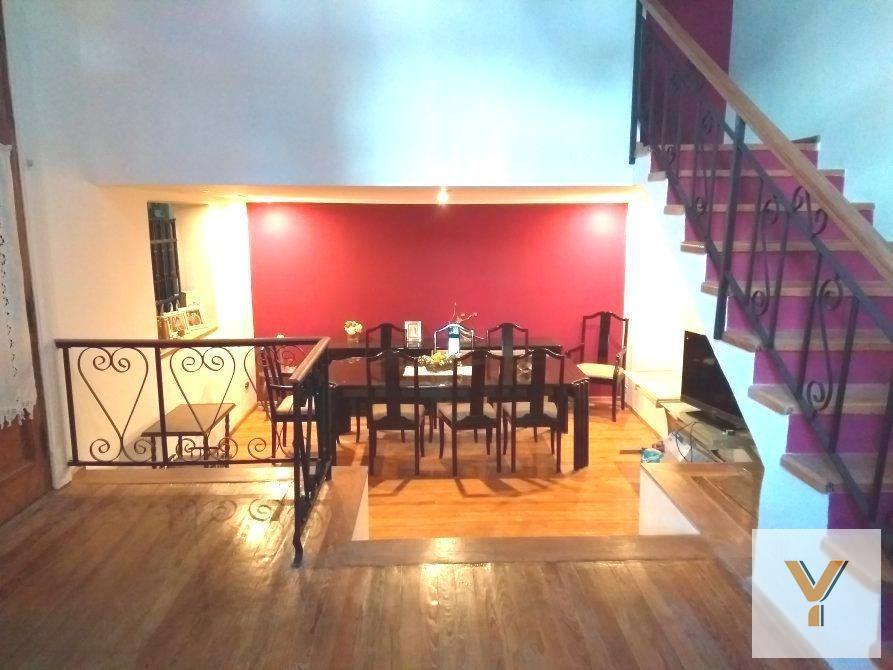 Foto de Casa en venta - 6 Dormitorios 2 Baños - 210mts2 - Barracas, imagen 3