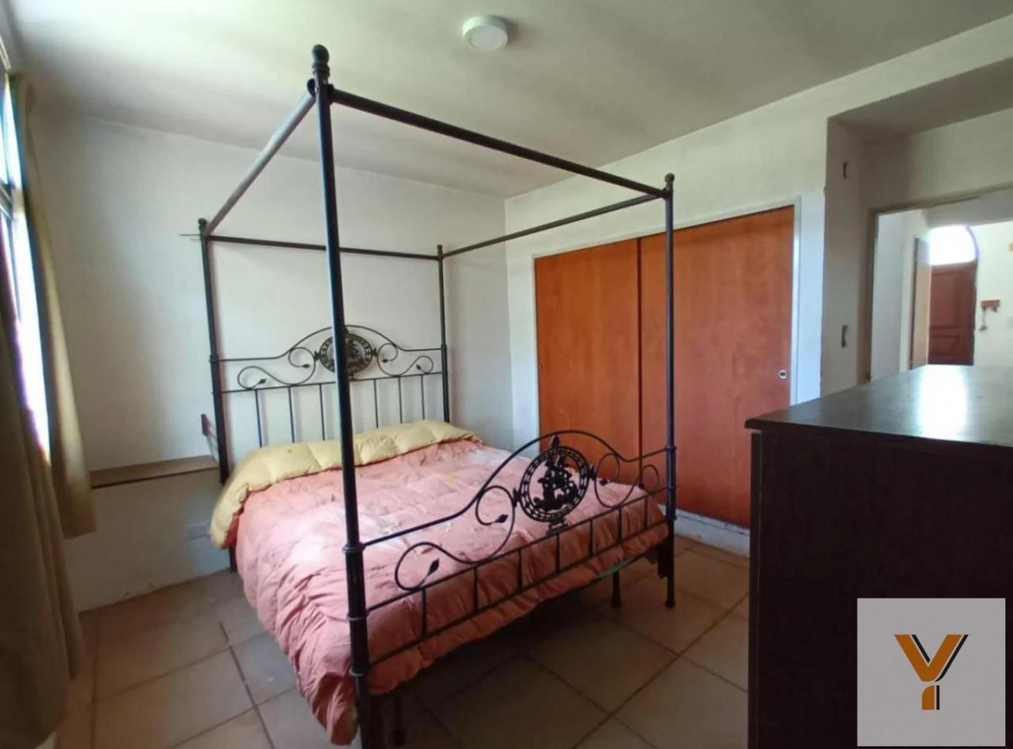 Foto de Casa en Venta - 5 Dormitorios 2 Baños - 280mts - Coronel Brandsen, imagen 3