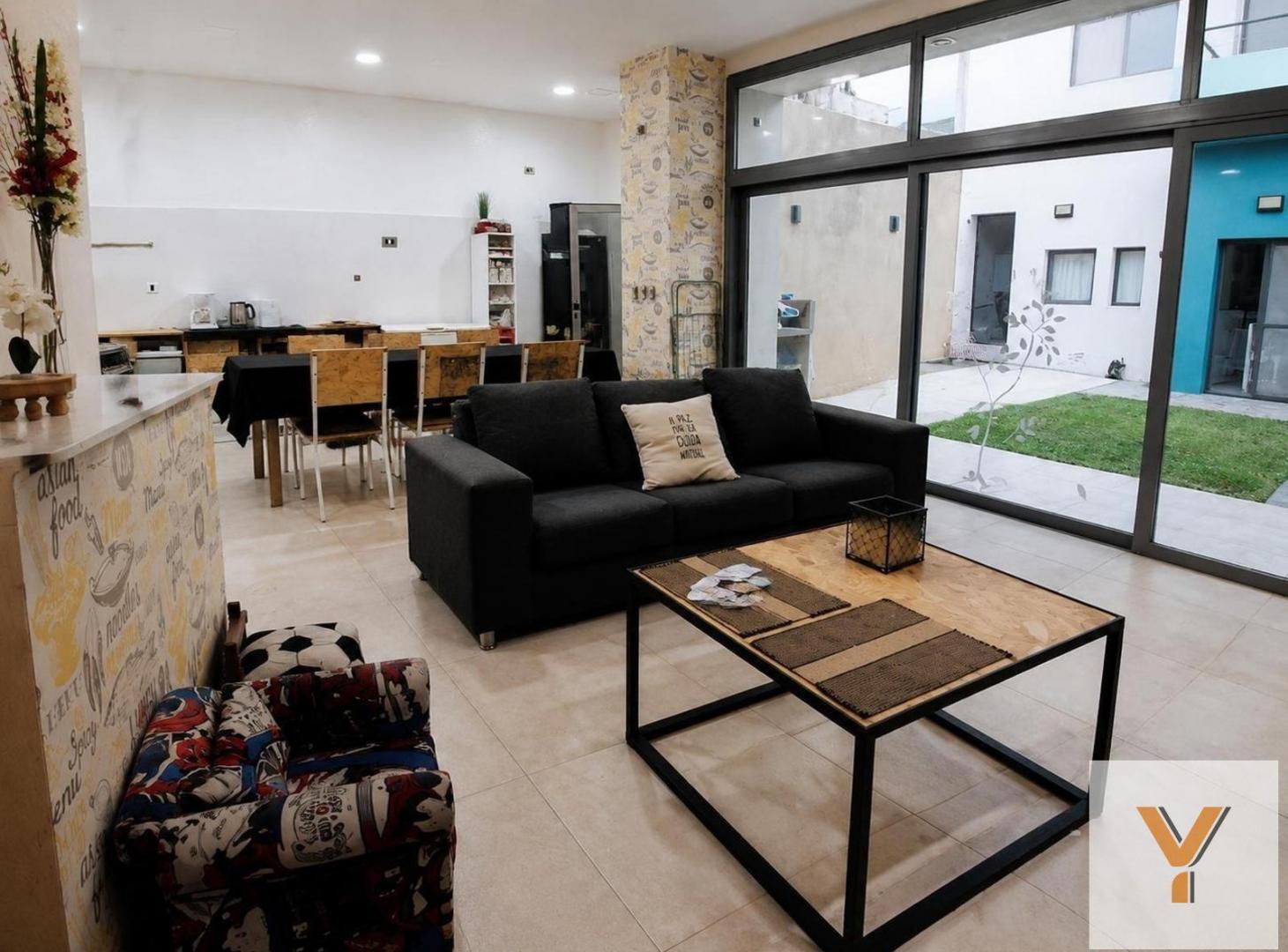 Foto de Casa en Venta - 2 Dormitorios 1 Baño - 248mts - Avellaneda, imagen 2