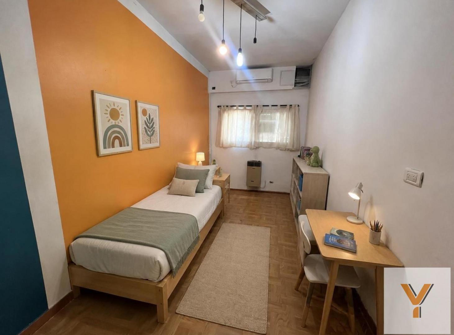 Foto de Casa en Venta - 2 Dormitorios 1 Baño - 248mts - Avellaneda, imagen 5