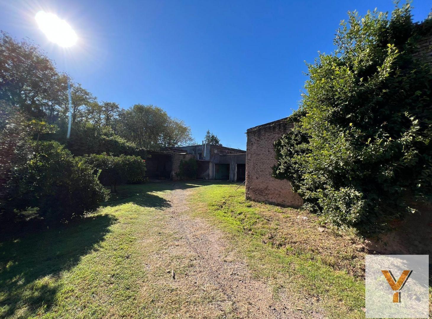 Foto de Terreno en venta - 900 mts2 - Mercedes, imagen 2