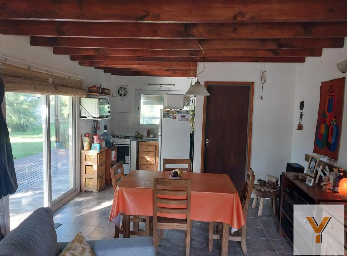 Foto de Casa en venta - 2 Dormitorios 1 Baño - Mar Chiquita, imagen 2