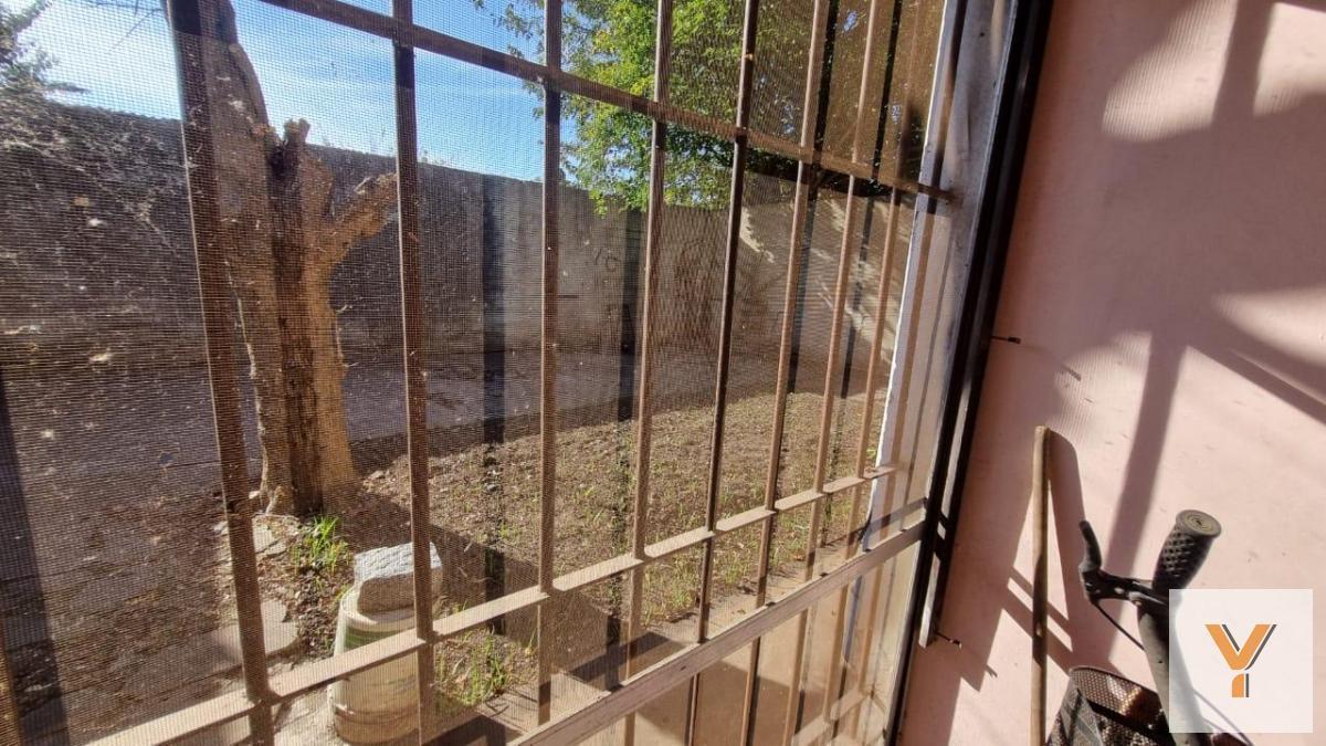 Foto de Casa en venta - 2 Dormitorios 1 Baño - Moreno, imagen 2