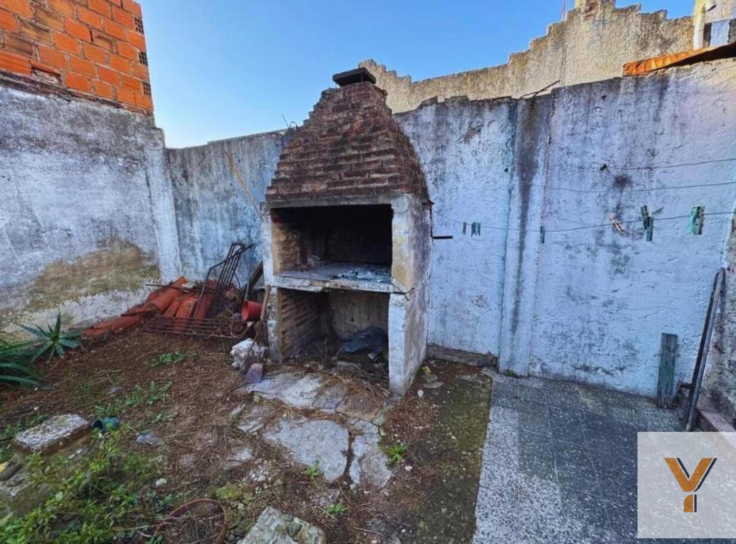 Foto de Casa Multifamiliar en venta - 3 Casas - El Palomar, imagen 3