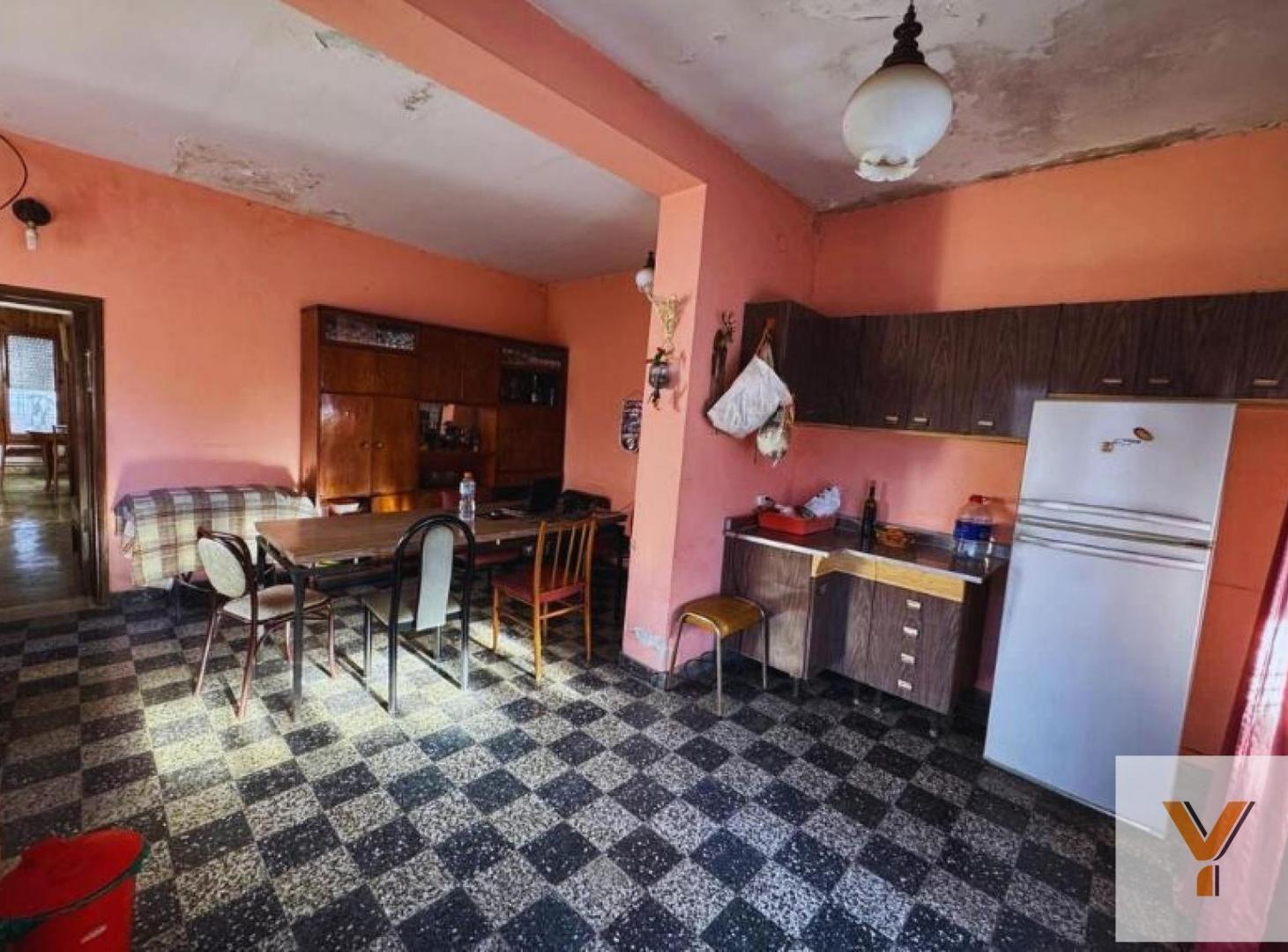 Foto de Casa Multifamiliar en venta - 3 Casas - El Palomar, imagen 2