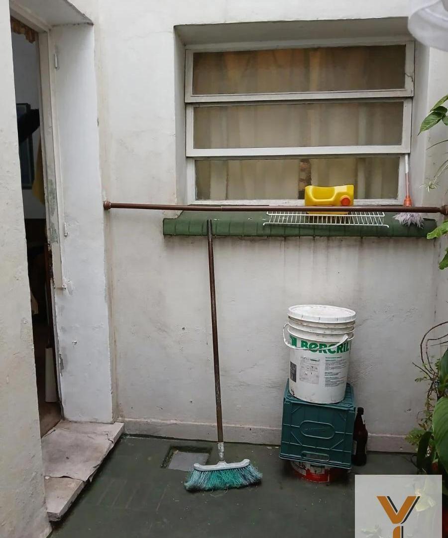 Foto de Casa en venta - 2 Dormitorios 1 Baño - Versalles, imagen 5