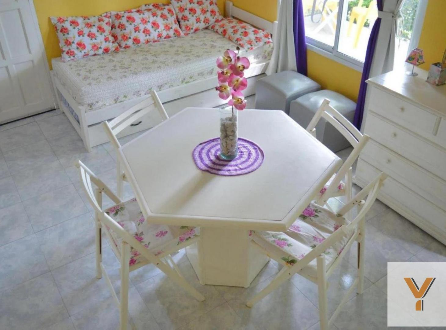 Foto de Casa en venta - 2 Dormitorios 1 Baño - Costa del Este, imagen 1