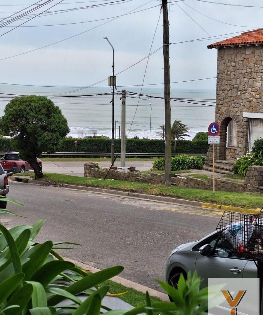 Foto de Departamento en Alquiler - 1 Dormitorio 1 Baño - 68mts - Mar Del Plata, imagen 3