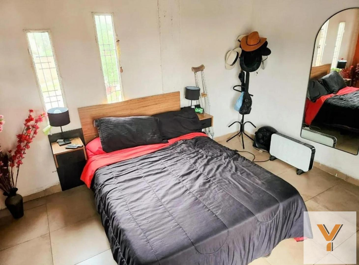 Foto de Casa en venta - 4 Dormitorios 2 Baños - Ituzaingó, imagen 2