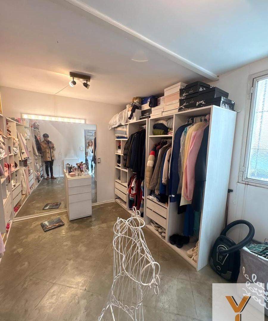 Foto de PH en Venta - 4 Dormitorios 2 Baños - 319mts - Boedo, imagen 3