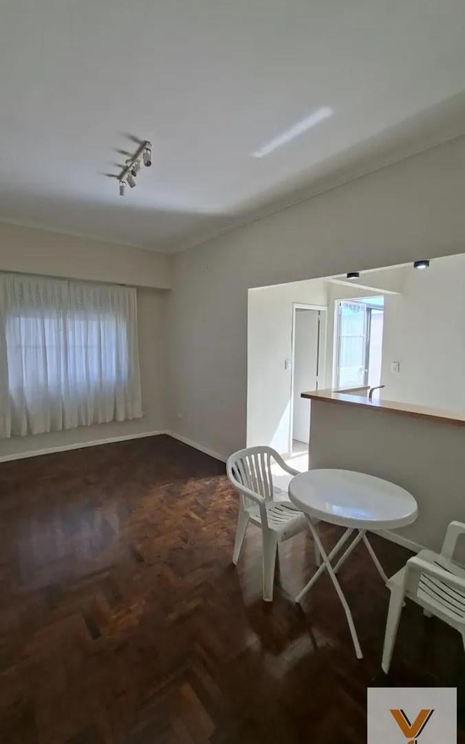 Foto de Departamento en Venta - 1 Dormitorio 1 Baño - 42mts - San Telmo, imagen 2