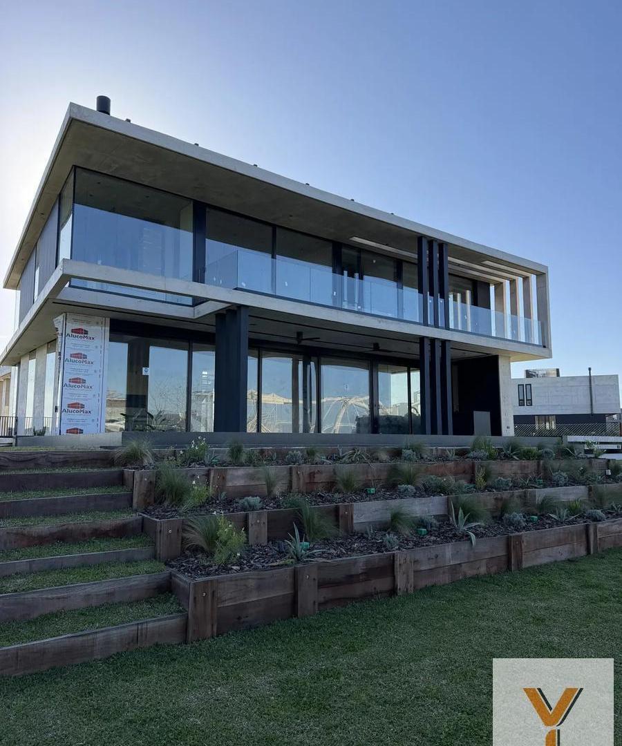 Foto de Casa en Venta - 5 Dormitorios 7 Baños - 700mts - Tigre, imagen 2