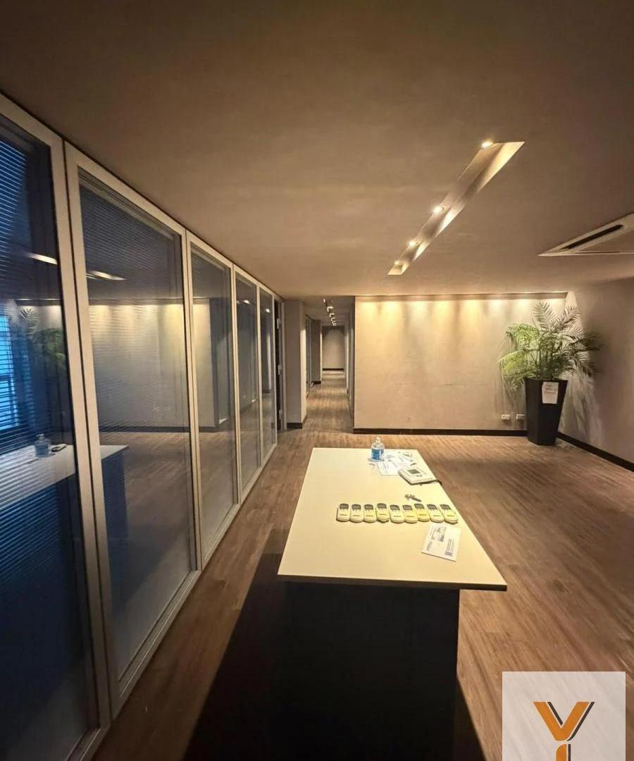Foto de Departamento en Venta - 5 Dormitorios 2 Baños - 340mts - Retiro, imagen 5