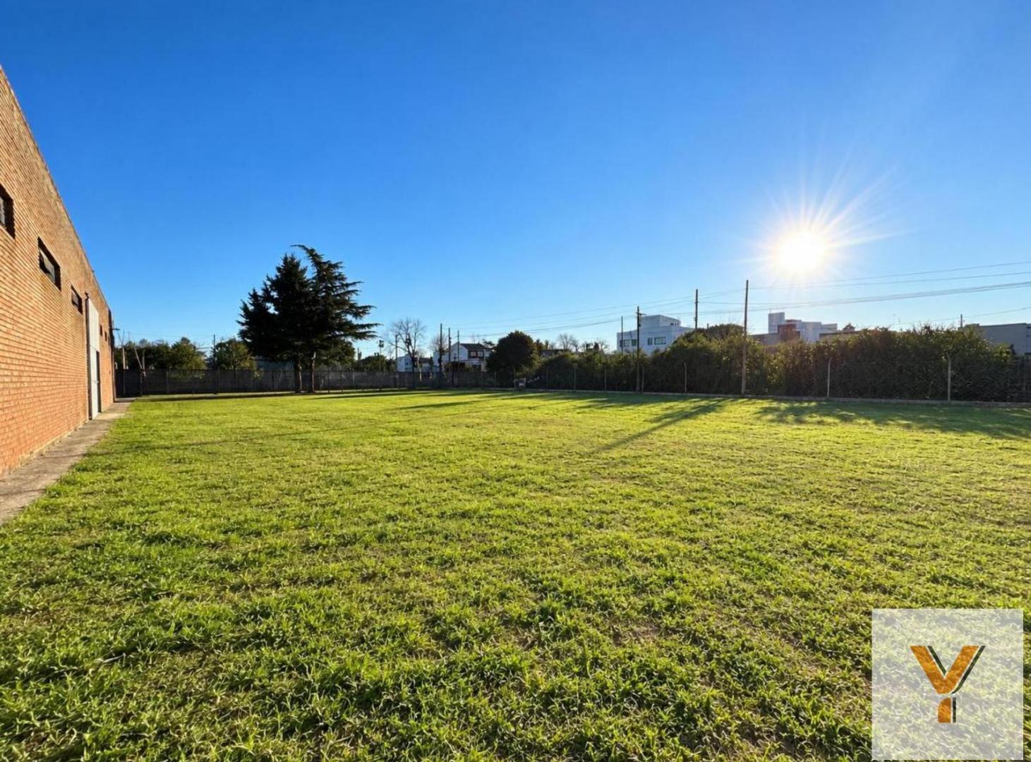 Foto de Depósito en Venta - Monoambiente - 5755mts - La Plata, imagen 2