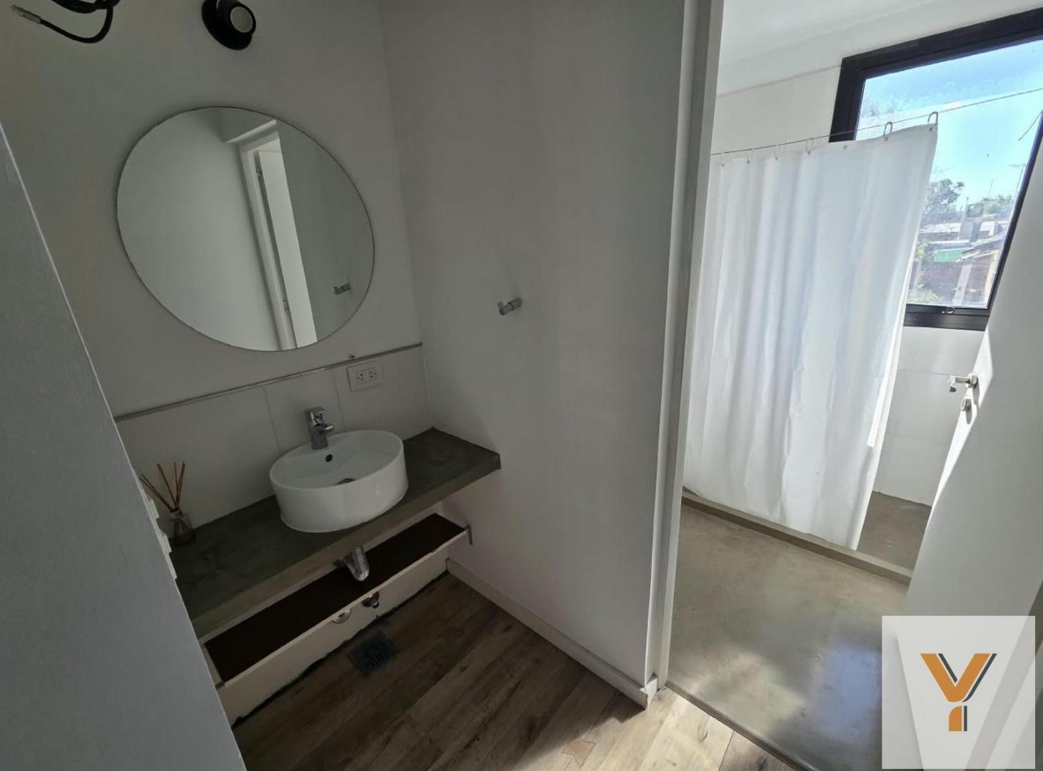 Foto de PH en Alquiler - 2 Dormitorios 1 Baño - 82mts - La Plata, imagen 5