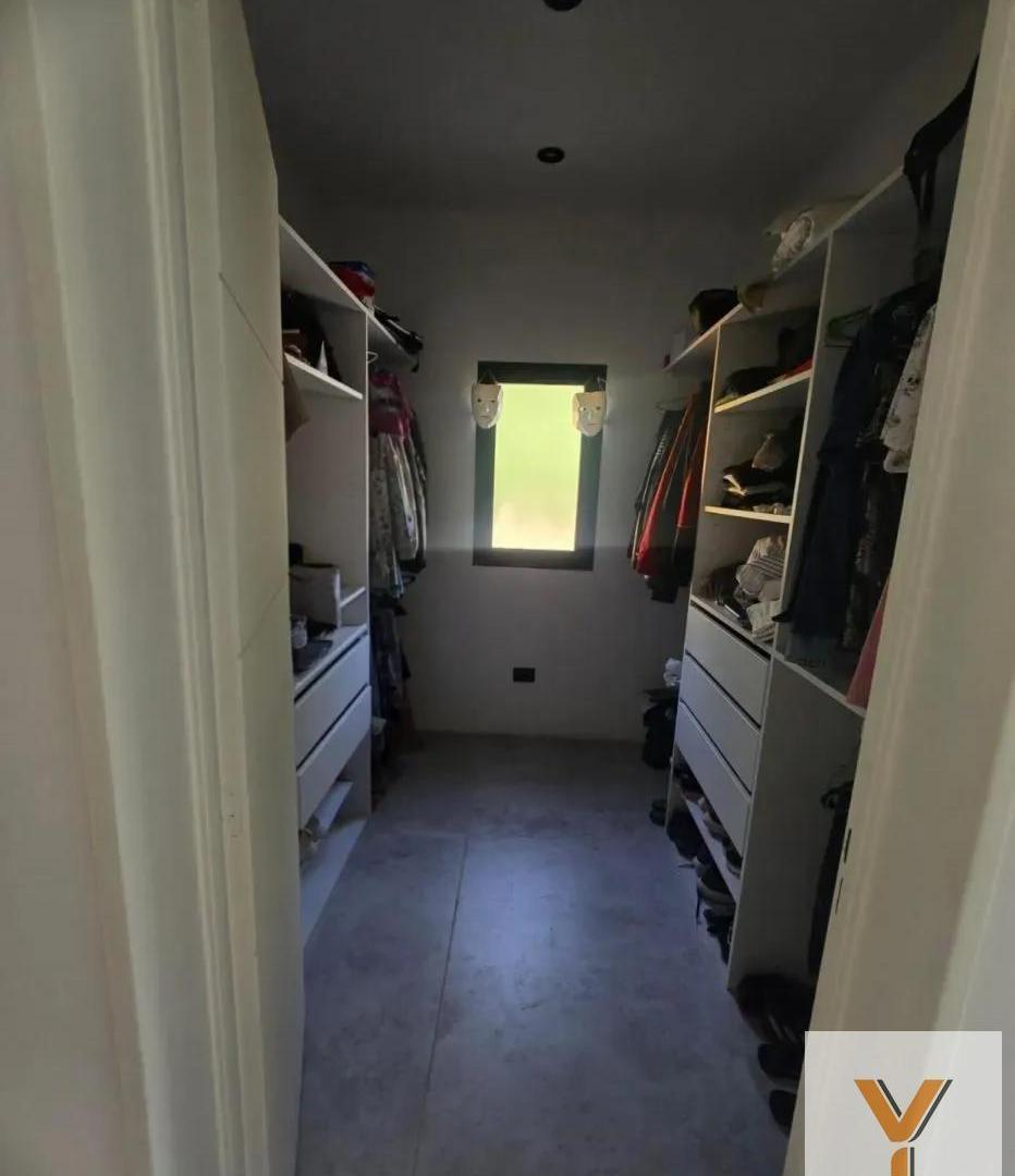 Foto de Casa en Venta - 4 Dormitorios 2 Baños - 1013mts - Escobar, imagen 4