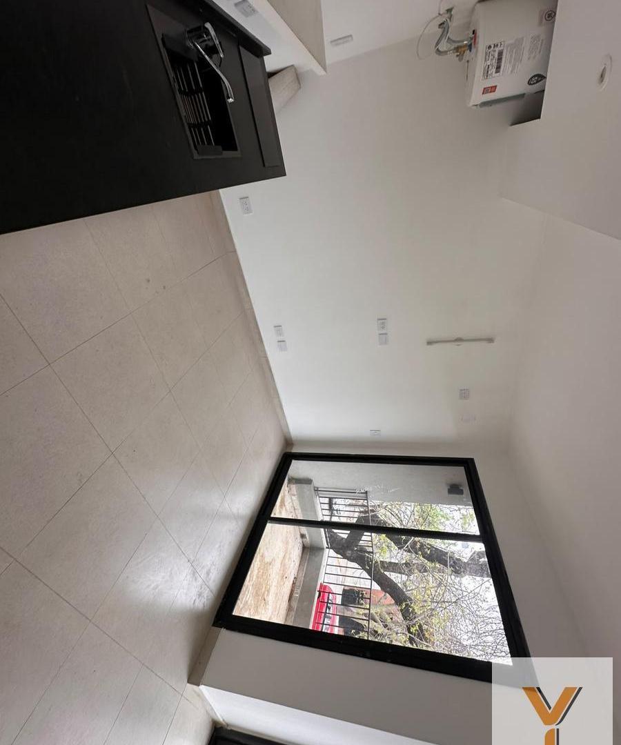 Foto de Departamento en Alquiler - Monoambiente 1 Baño - 33mts - Paternal, imagen 1