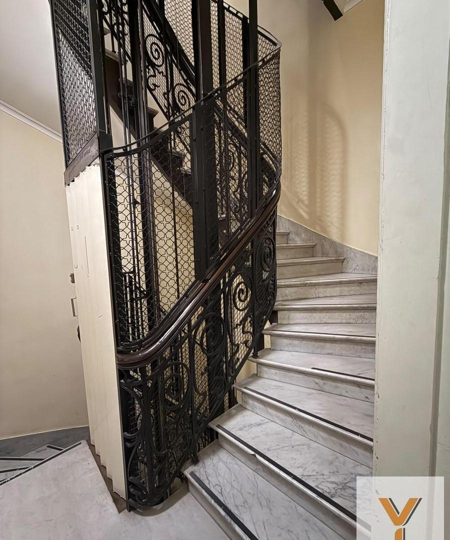 Foto de Hotel en Venta - 22 Dormitorios 22 Baños - 700mts - Barrio Norte, imagen 3