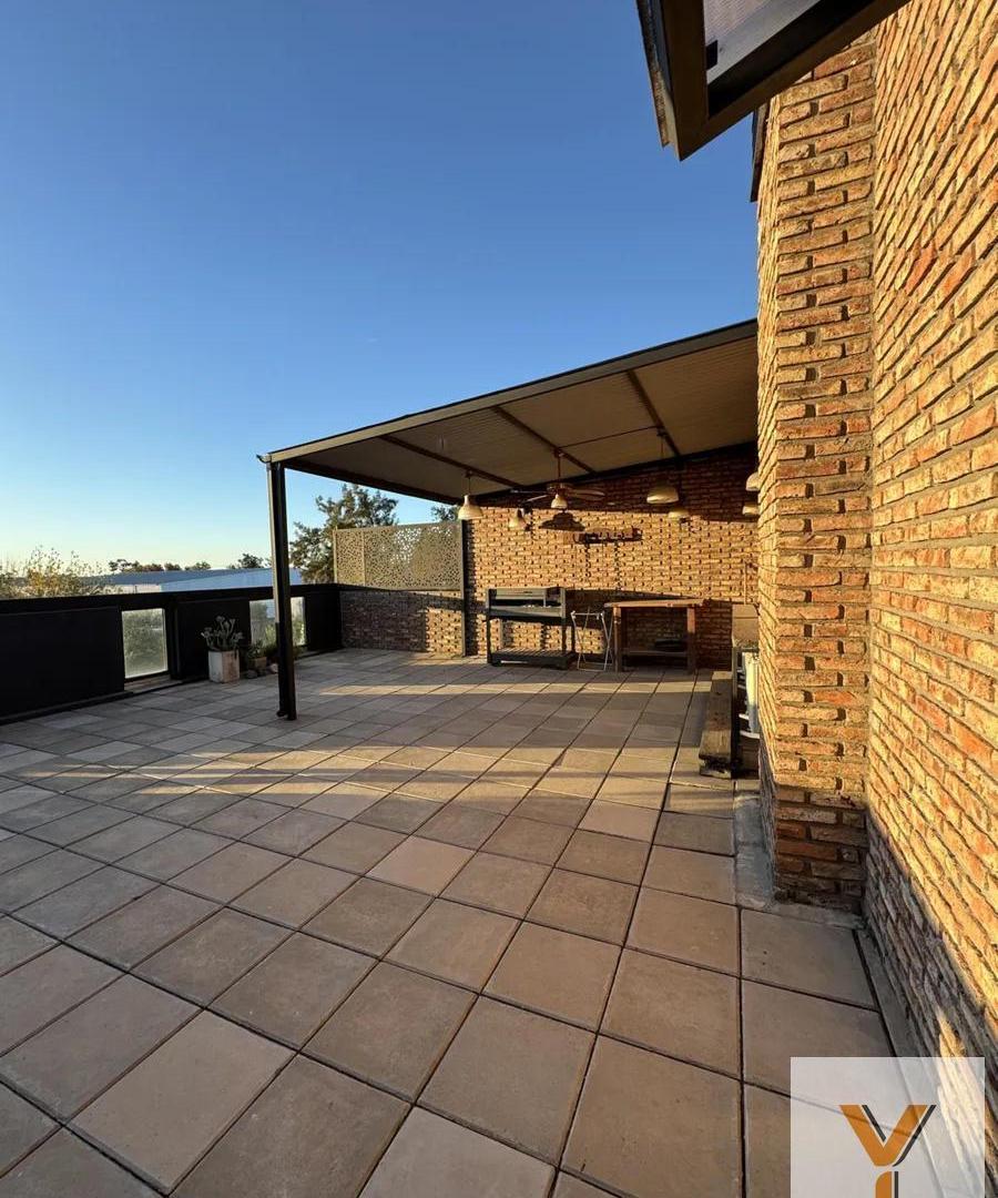 Foto de Departamento en venta - 2 Dormitorios 3 Baños - Moreno, imagen 1